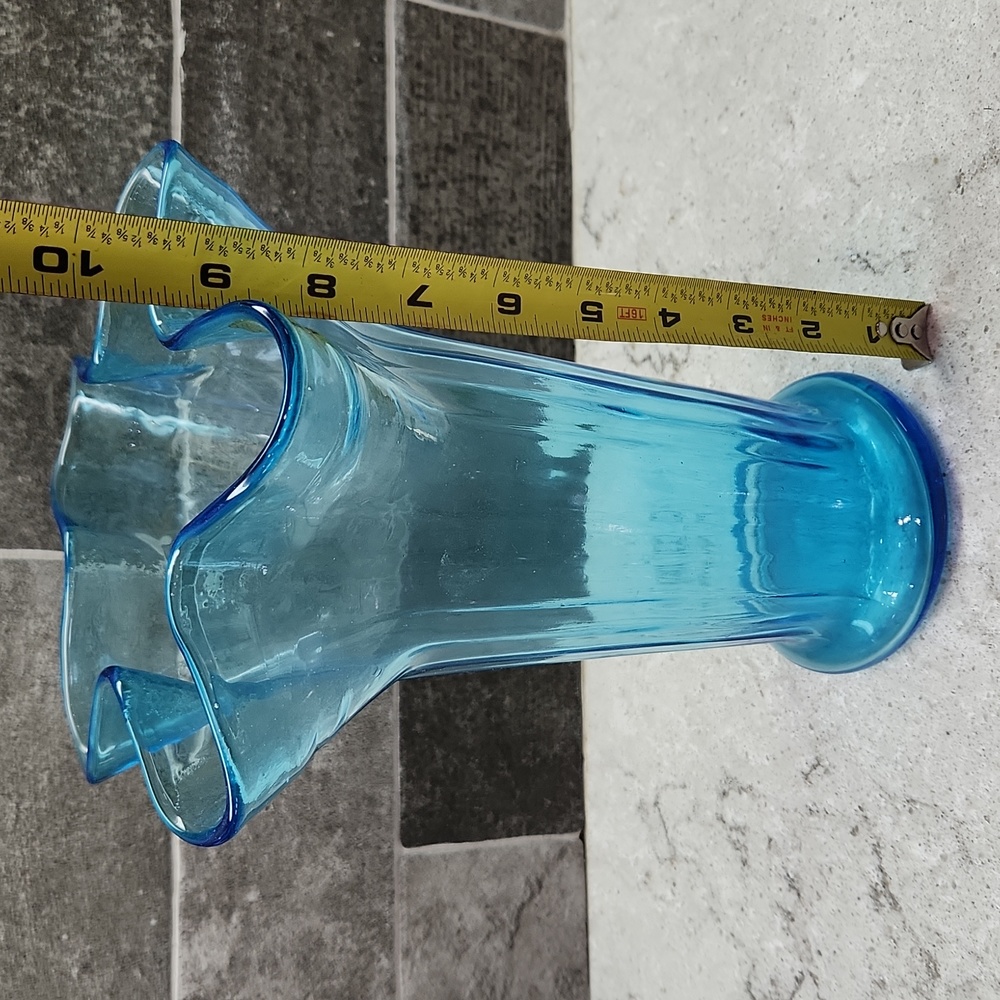 Vintage Turquoise Glass Crimped Top Vase - Picture 2 of 9